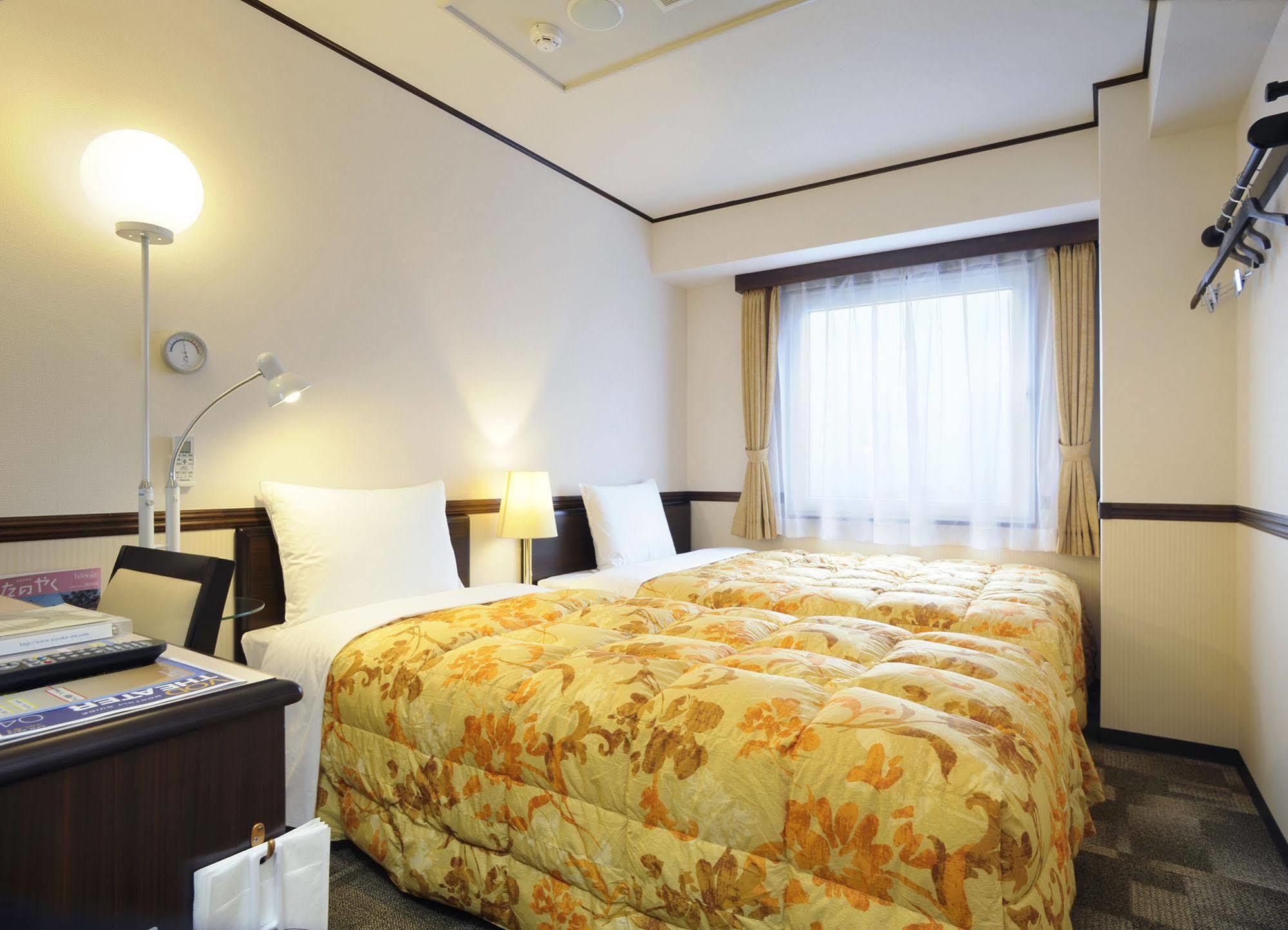 Toyoko Inn Shin-yamaguchi-eki Shinkansen-guchi Eksteriør billede